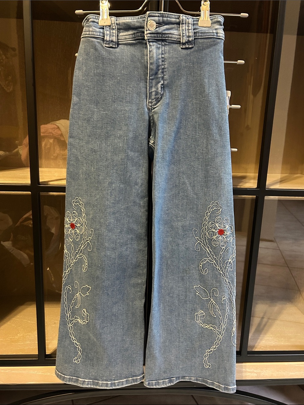 Zara Blue Wide-Leg Jeans with White Floral Embroidery and Red Detail